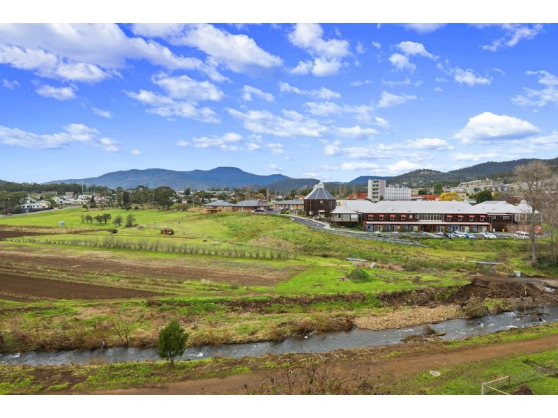 20 Bathurst Street, New Norfolk TAS 7140