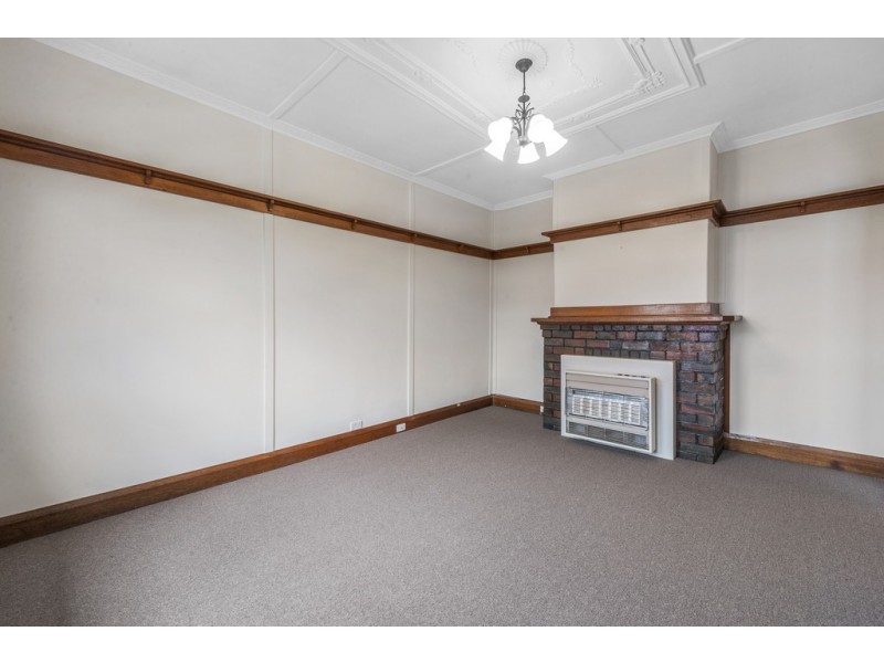 23 Pioneer Avenue, New Norfolk TAS 7140