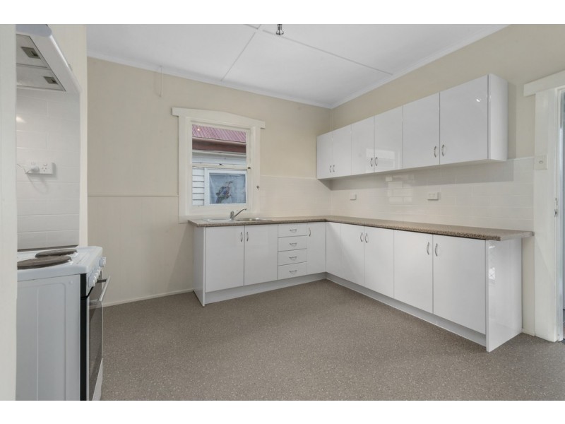 23 Pioneer Avenue, New Norfolk TAS 7140