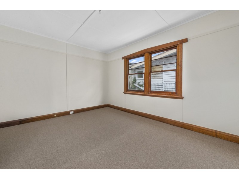 23 Pioneer Avenue, New Norfolk TAS 7140