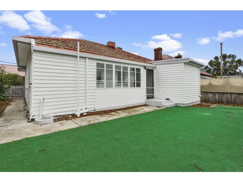 23 Pioneer Avenue, New Norfolk TAS 7140