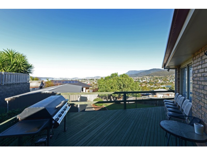 16 Chatterton Court, Claremont TAS 7011