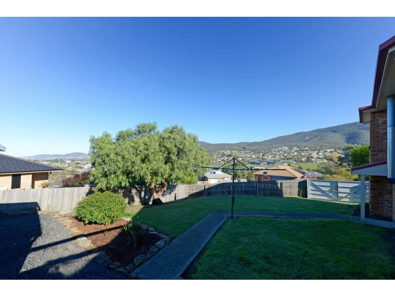 16 Chatterton Court, Claremont TAS 7011