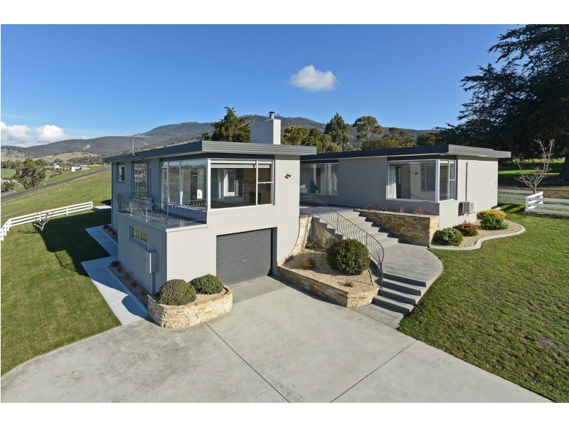 15 Dickenson Drive, Granton TAS 7030