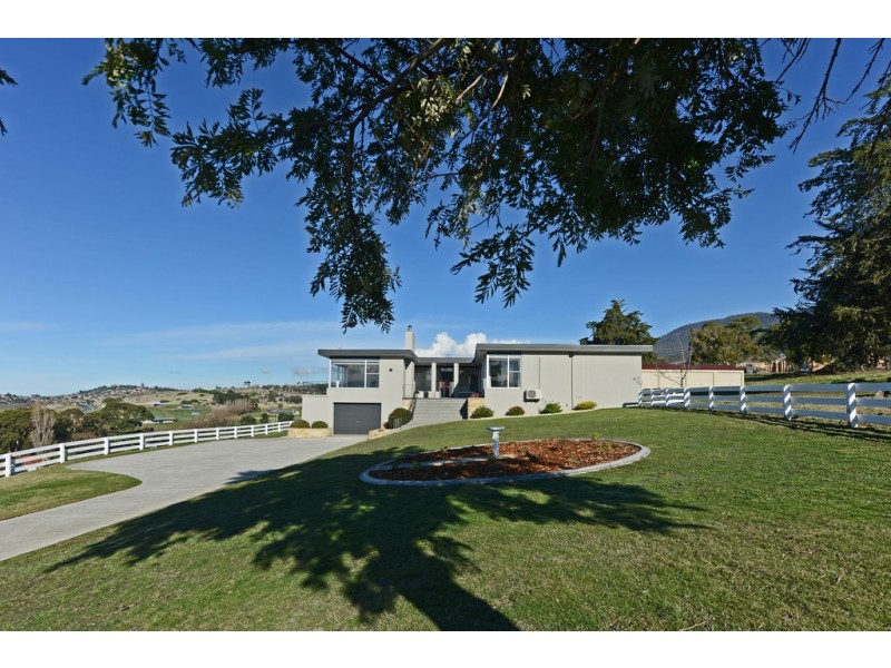 15 Dickenson Drive, Granton TAS 7030