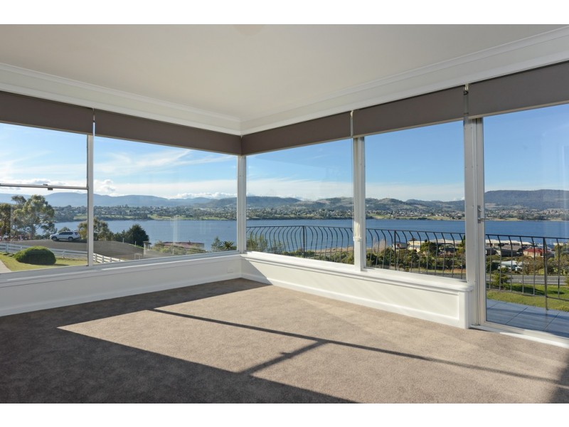 15 Dickenson Drive, Granton TAS 7030