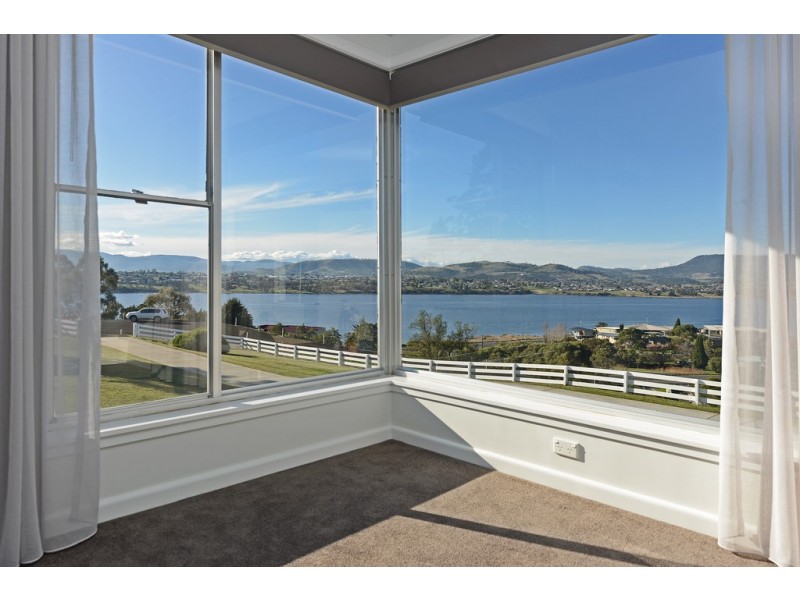 15 Dickenson Drive, Granton TAS 7030