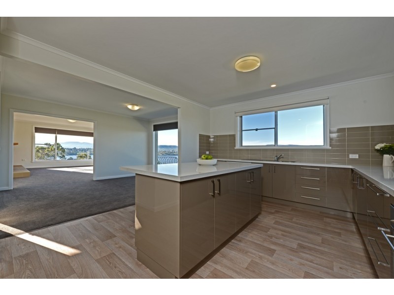 15 Dickenson Drive, Granton TAS 7030