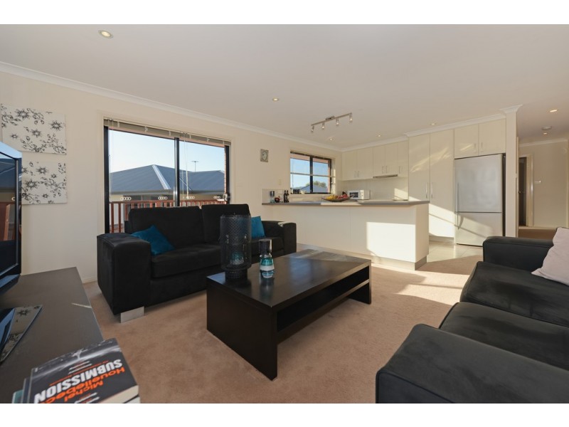 1/11 Bonnett Place, Mornington TAS 7018