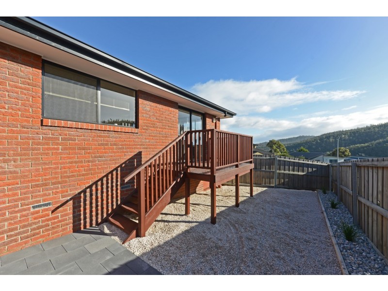 1/11 Bonnett Place, Mornington TAS 7018