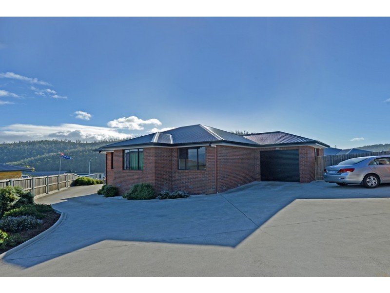 1/11 Bonnett Place, Mornington TAS 7018