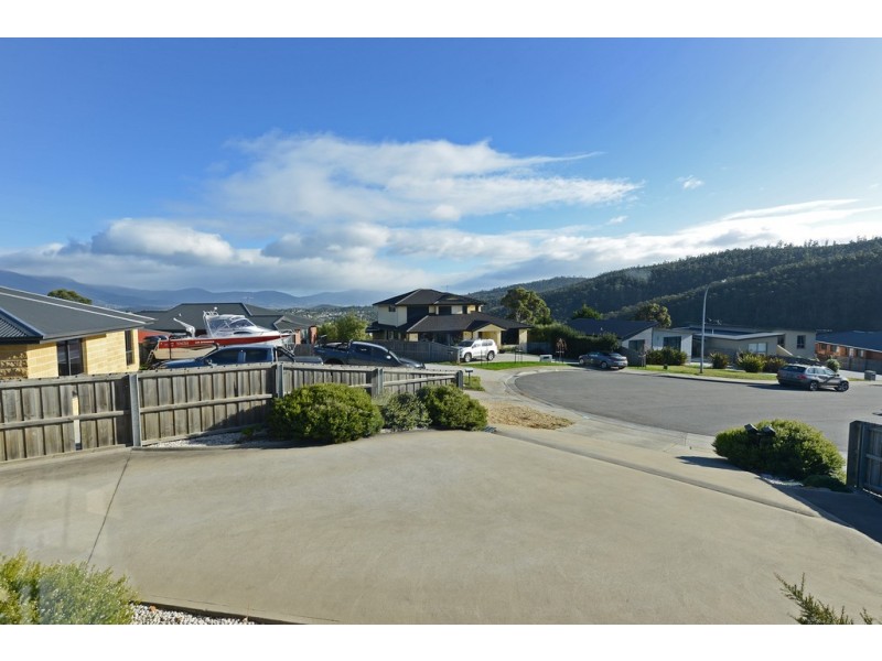 1/11 Bonnett Place, Mornington TAS 7018