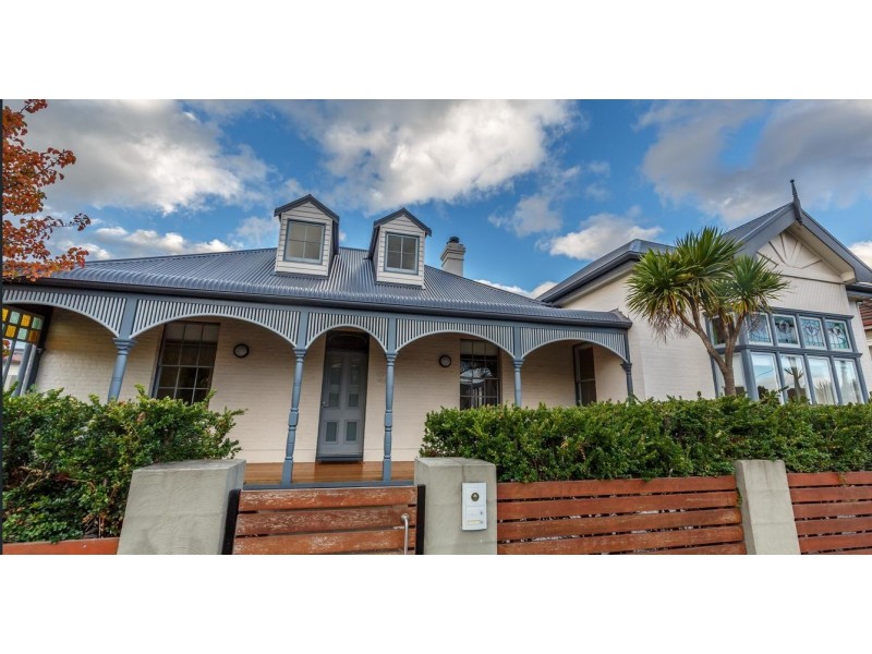 8/113 New Town Road, New Town TAS 7008