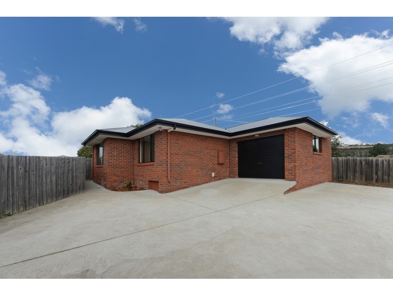 2/11 Bonnett Place, Mornington TAS 7018