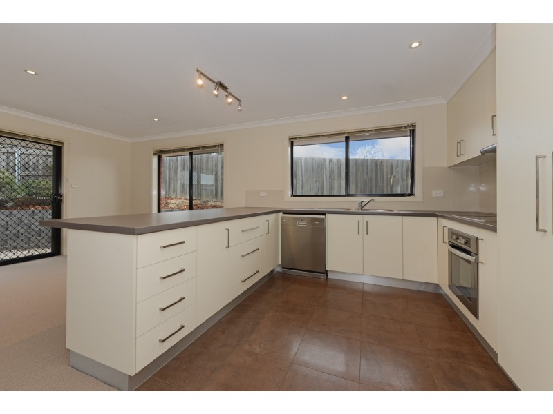 2/11 Bonnett Place, Mornington TAS 7018