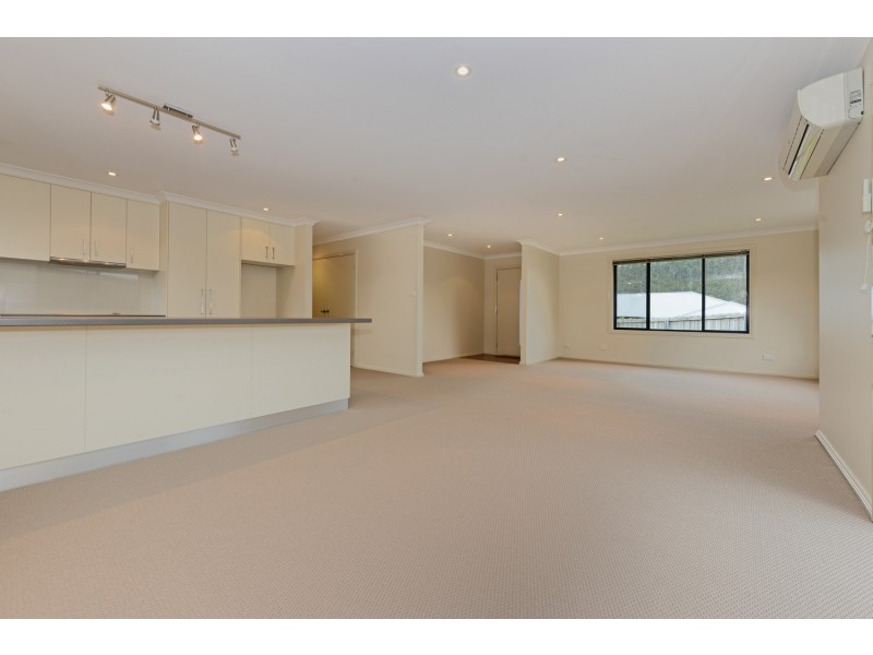 2/11 Bonnett Place, Mornington TAS 7018