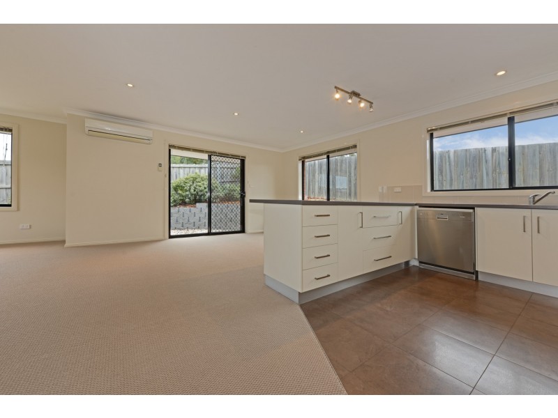 2/11 Bonnett Place, Mornington TAS 7018