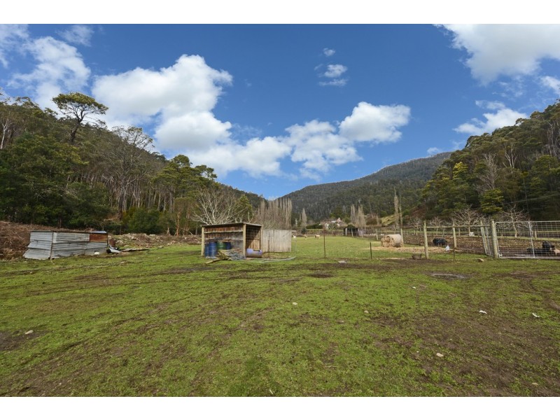 859 Lachlan Road, Lachlan TAS 7140