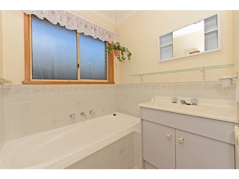 15 Clearwater Court, Blackmans Bay TAS 7052