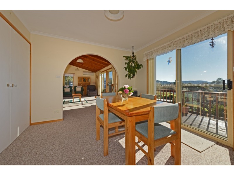 15 Clearwater Court, Blackmans Bay TAS 7052