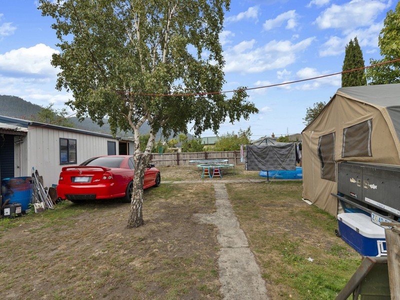 9 Fourth Avenue, New Norfolk TAS 7140