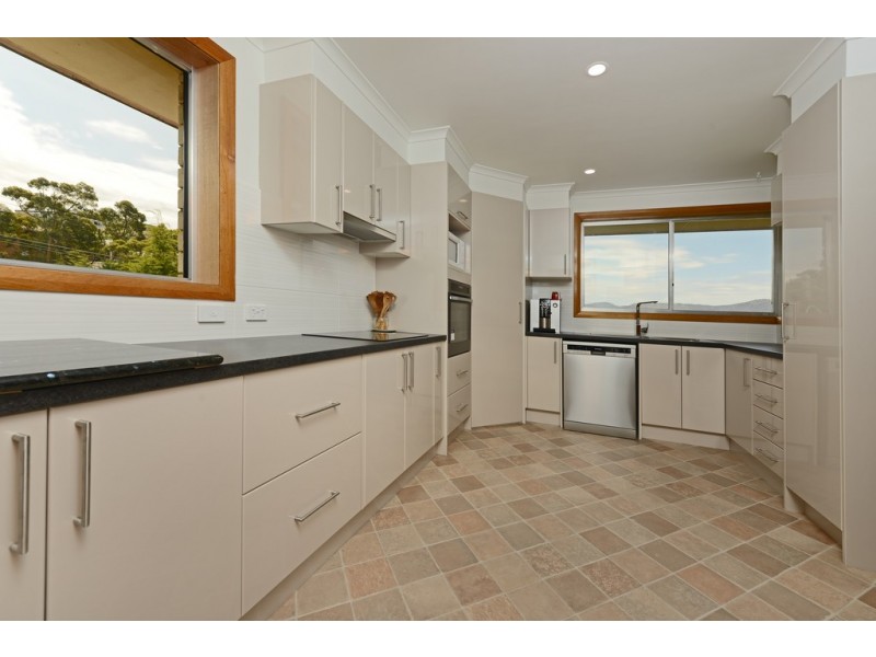 155 Abbotsfield Road, Claremont TAS 7011