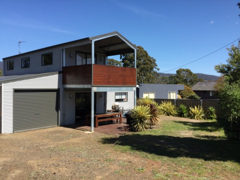 2a Manning Drive, Orford TAS 7190
