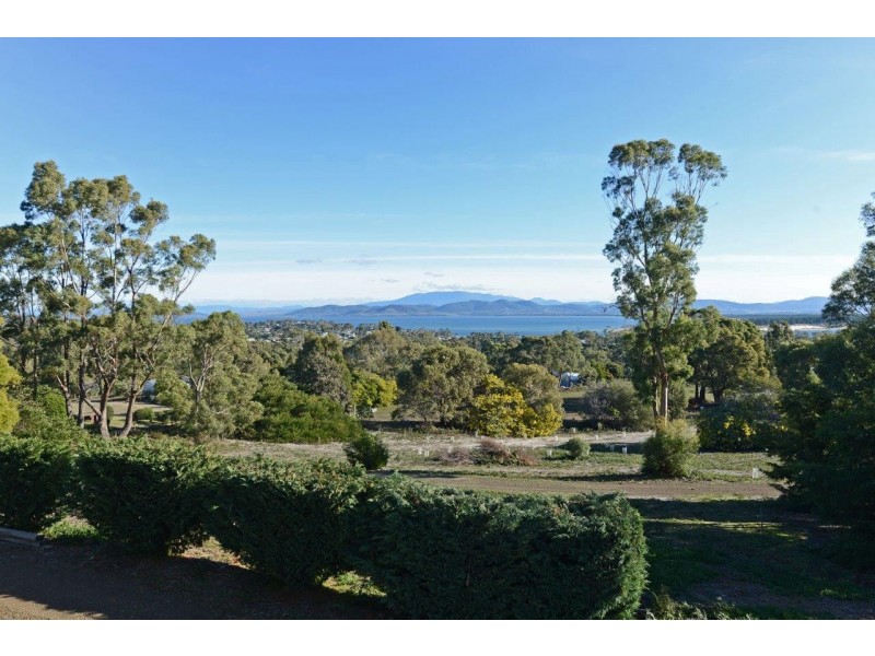 11 Okines Road, Dodges Ferry TAS 7173