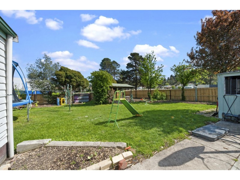 18 Fourth Avenue, New Norfolk TAS 7140