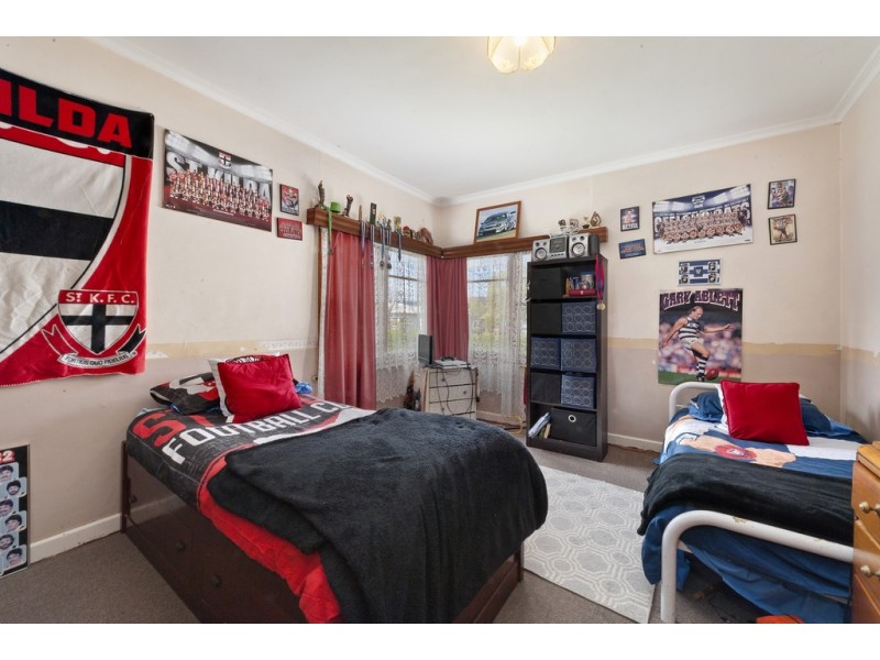 18 Fourth Avenue, New Norfolk TAS 7140