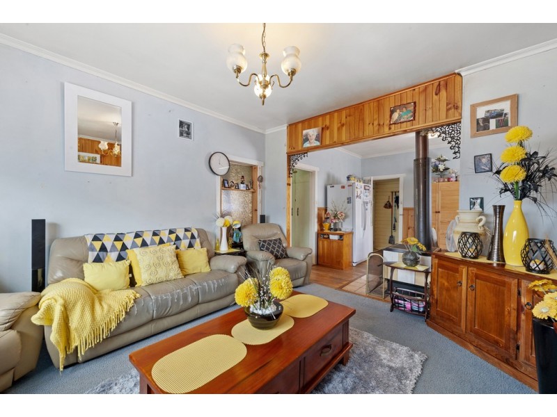 18 Fourth Avenue, New Norfolk TAS 7140