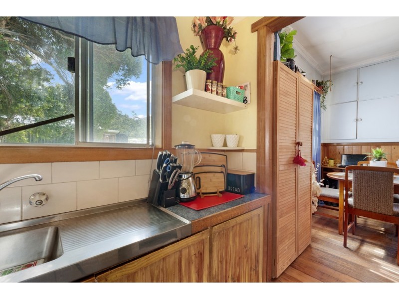 18 Fourth Avenue, New Norfolk TAS 7140