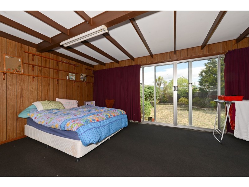16 Fifth Avenue, New Norfolk TAS 7140