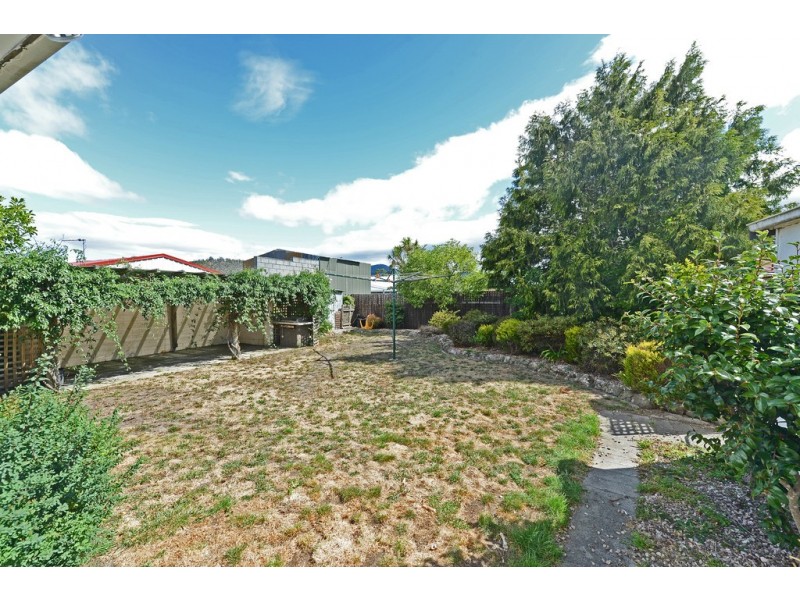 16 Fifth Avenue, New Norfolk TAS 7140