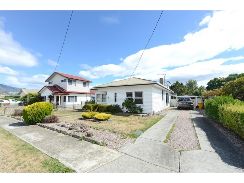 16 Fifth Avenue, New Norfolk TAS 7140