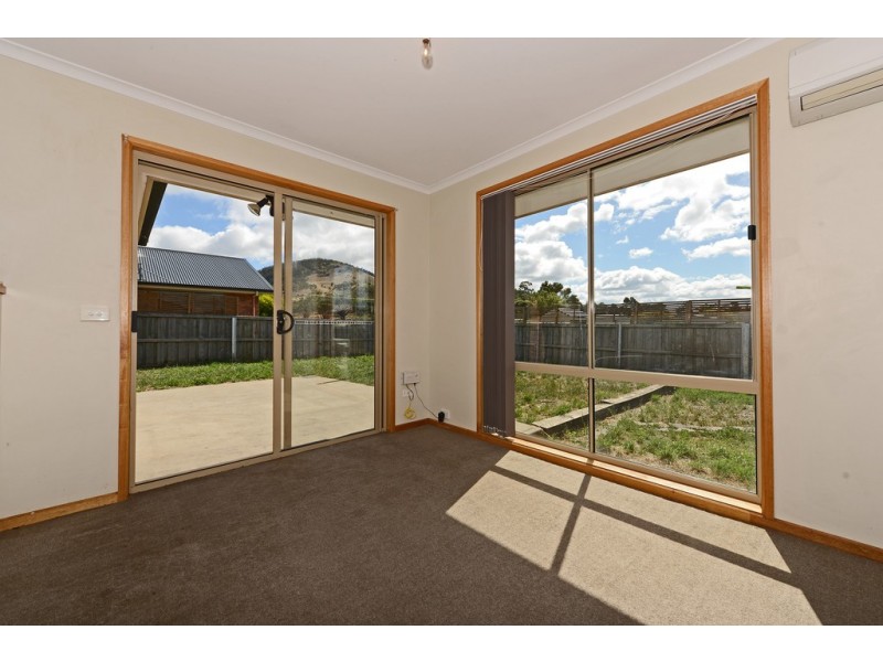 1/53 Alexander Circle, Campania TAS 7026