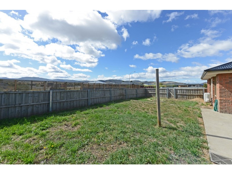 1/53 Alexander Circle, Campania TAS 7026