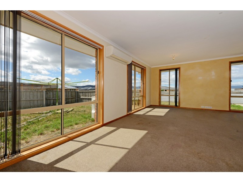 1/53 Alexander Circle, Campania TAS 7026