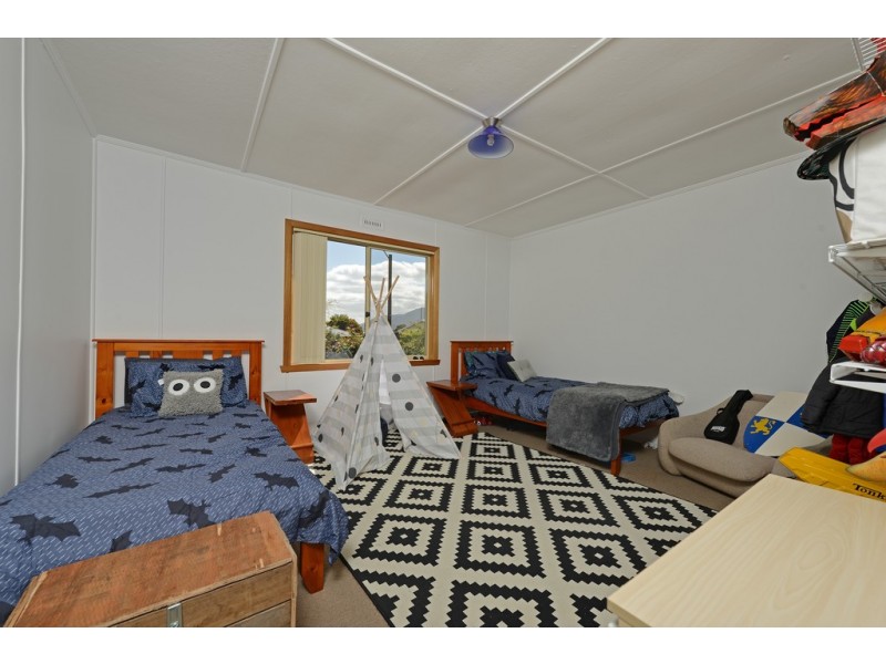 19 Stansall Street, Glenorchy TAS 7010