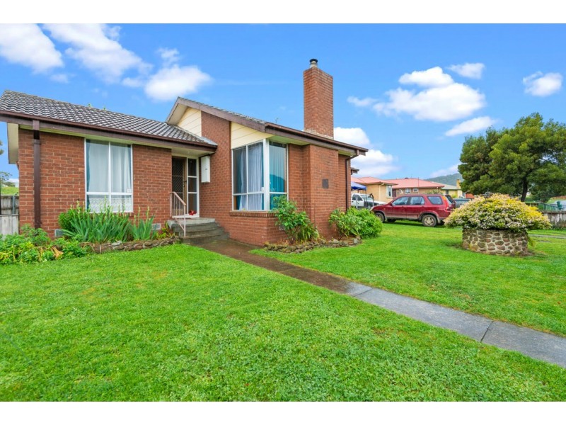 15 Cox Avenue, New Norfolk TAS 7140