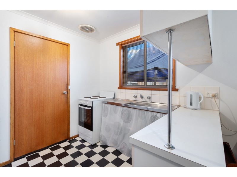 15 Cox Avenue, New Norfolk TAS 7140