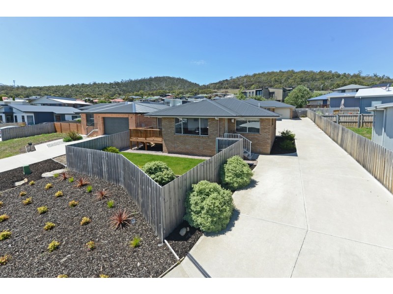 1/18 Vasili Court, Oakdowns TAS 7019
