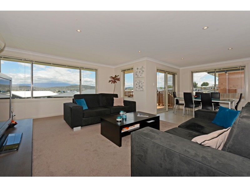 1/18 Vasili Court, Oakdowns TAS 7019