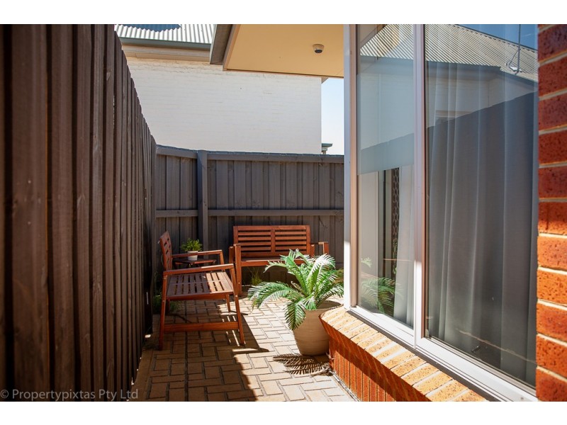 13a Warwick Street, Hobart TAS 7000