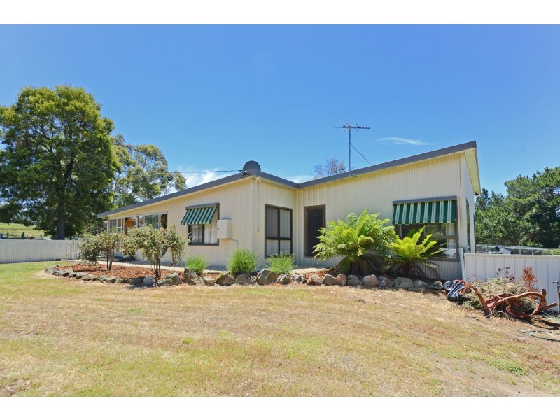 370 Strickland Road, Strickland TAS 7140