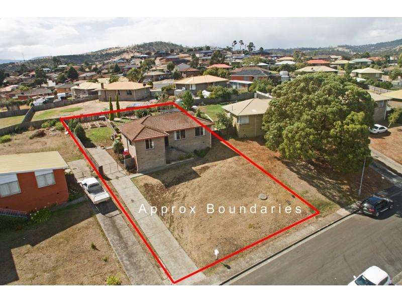 24 Calvert Crescent, Herdsmans Cove TAS 7030