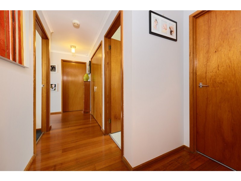 24 Calvert Crescent, Herdsmans Cove TAS 7030