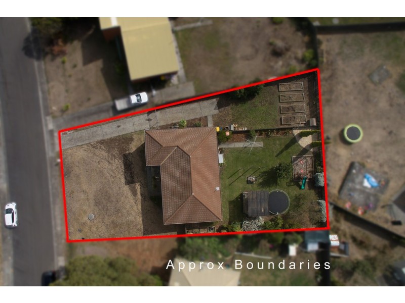 24 Calvert Crescent, Herdsmans Cove TAS 7030