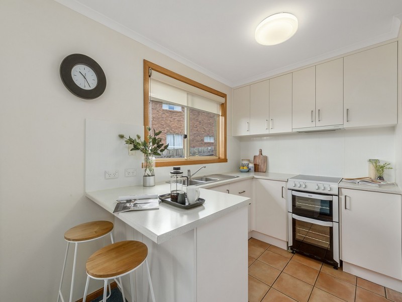 1/4 Chablis Court, Berriedale TAS 7011