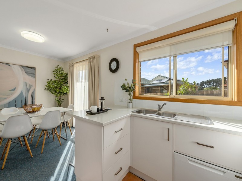 1/4 Chablis Court, Berriedale TAS 7011